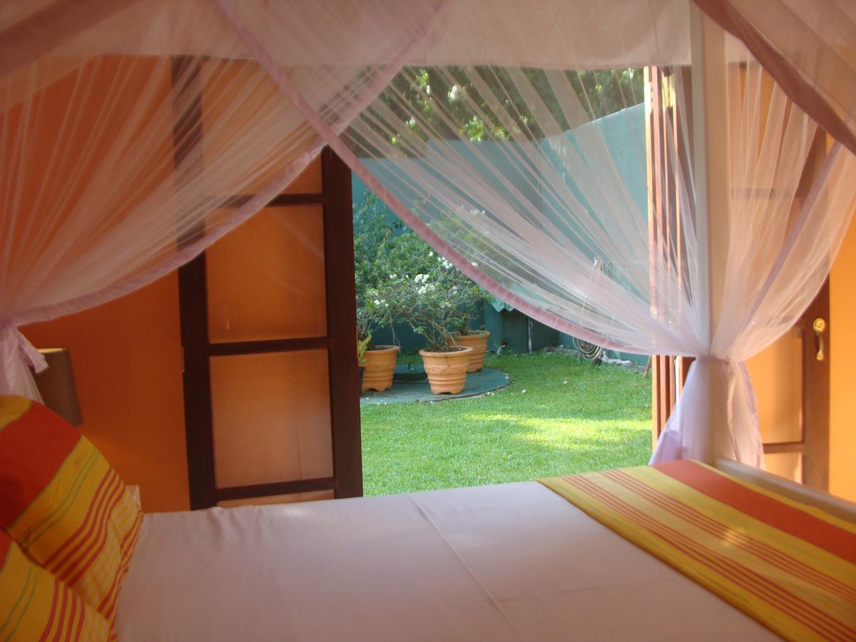 Jacks Bed And Breakfast Talpe Exterior foto