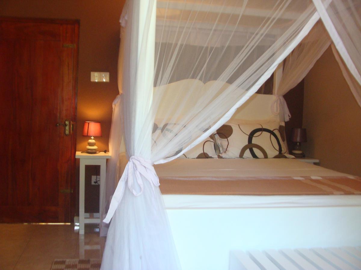 Jacks Bed And Breakfast Talpe Exterior foto